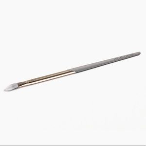 COMPLEX CULTURE Easy Crease Definer Brush